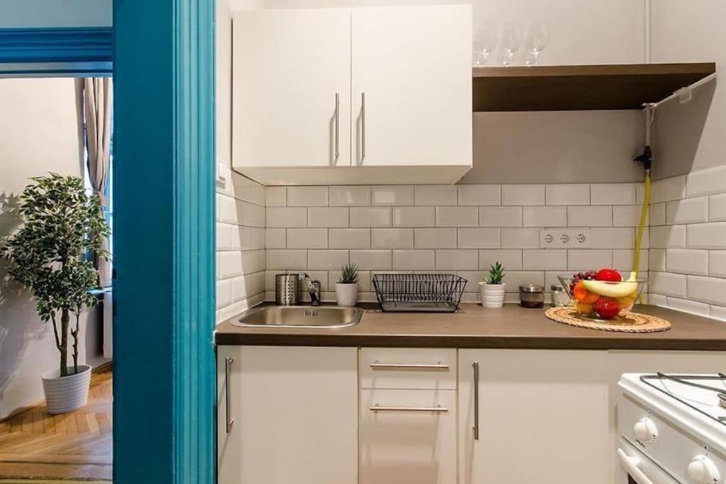 Blue Lotus Apartment T50 Budapest Luaran gambar