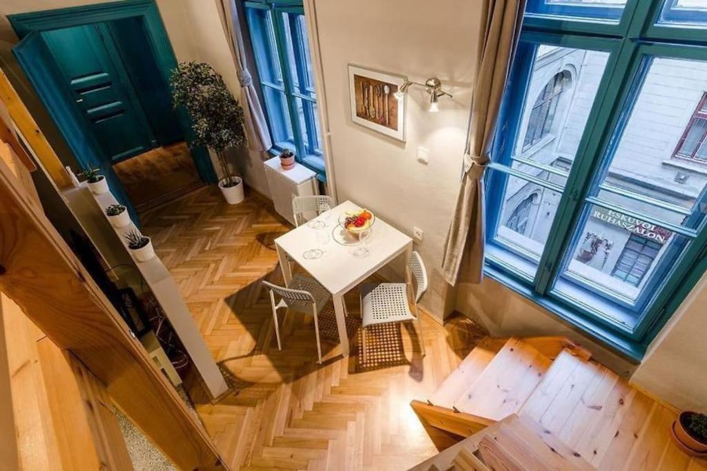 Blue Lotus Apartment T50 Budapest Luaran gambar