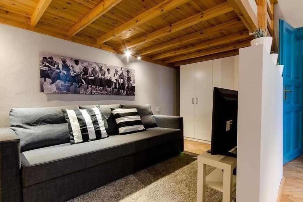 Blue Lotus Apartment T50 Budapest Luaran gambar